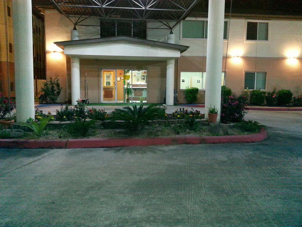 Motel 6 Humble, Tx - Houston International Airport Exterior photo