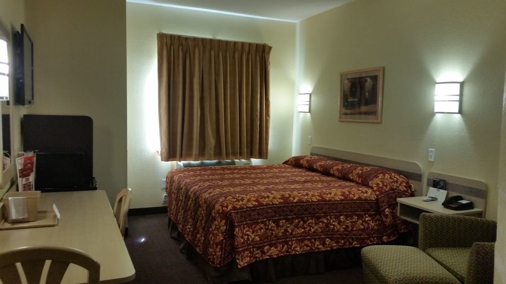 Motel 6 Humble, Tx - Houston International Airport Exterior photo
